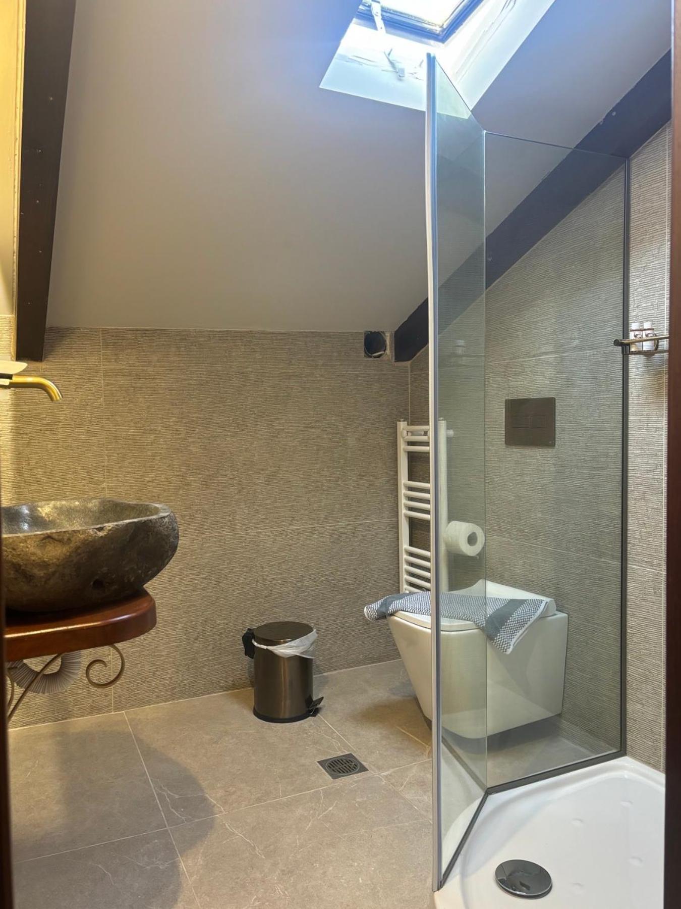 Guesthouse Lousios 蒂米萨那 外观 照片
